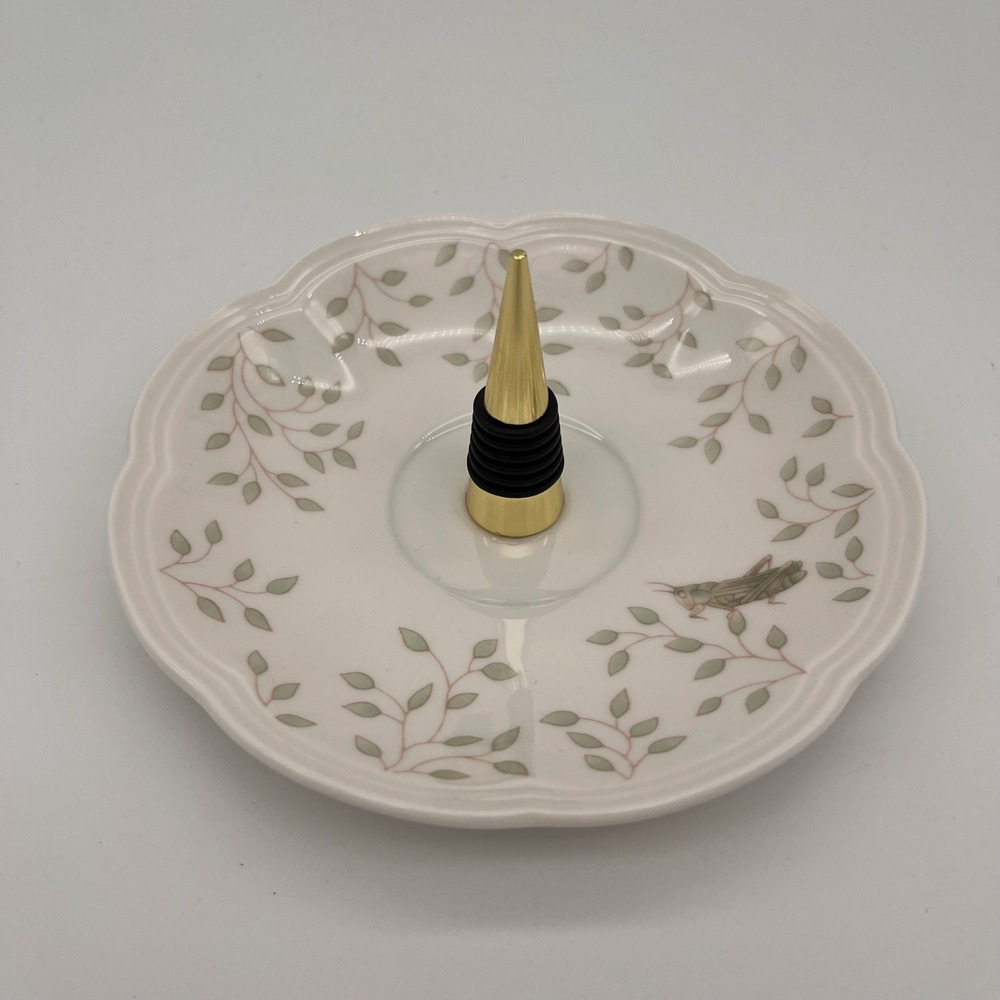 Handmade Ceramic Ring Holder Tray Dish Grasshopper Vine Pattern Gold Post